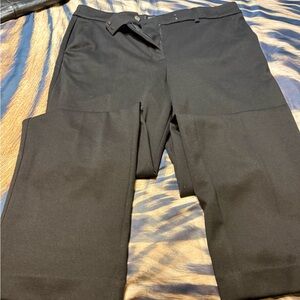 Vera Wang Black Ankle Pants